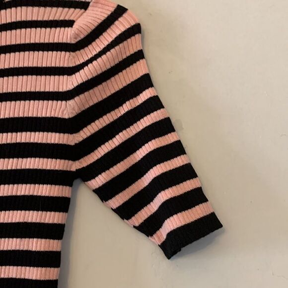 NY&C black pink striped short sleeve sweater Size S NWT - Picture 3 of 6